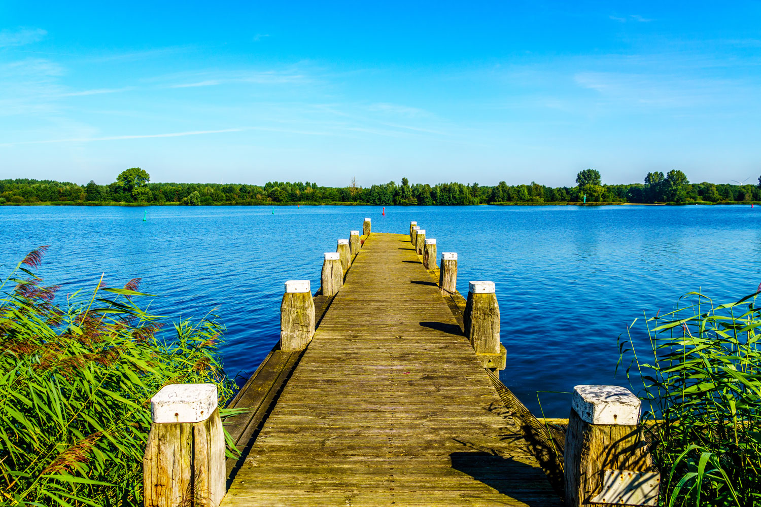 Island hopping on Lake Veluwe